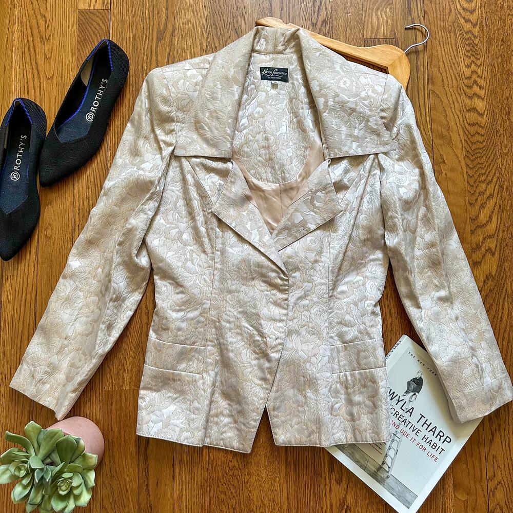 Vintage 80s Karen Lawrence by Matthew Cream & Gold Metallic Floral Blazer